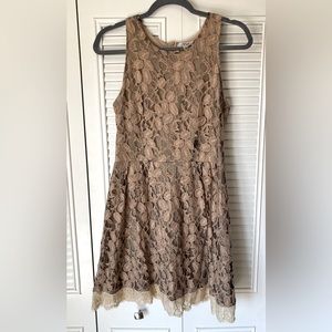 Brown Lace Dress | Women’s Medium